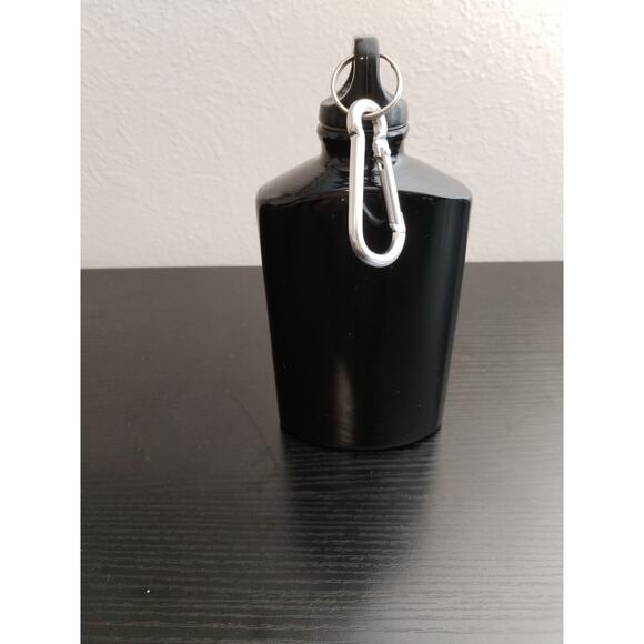 Gears of War 3 Rare Promo Canteen with Carabiner Clip - Picture 6 of 7